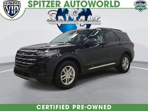 Used 2025 Ford Explorer Active image 1