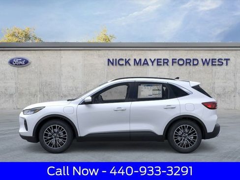 New 2026 Ford Escape SE w/ Class II Trailer Tow Package FWD image 4