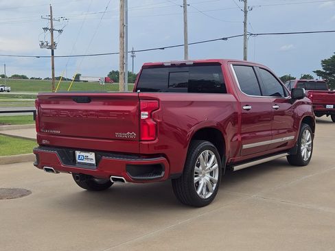 Used 2023 Chevrolet Silverado 1500 High Country w/ High Country Premium Package AWD/4WD image 10