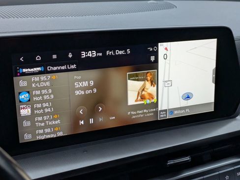 Used 2023 Kia Telluride LX image 21