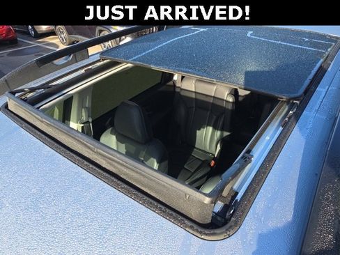 Used 2021 Subaru Ascent Limited w/ Technology Package image 5