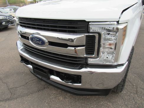 Used 2018 Ford F350 XLT AWD/4WD image 20