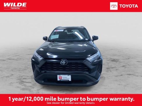 Certified 2025 Toyota RAV4 LE AWD/4WD image 4