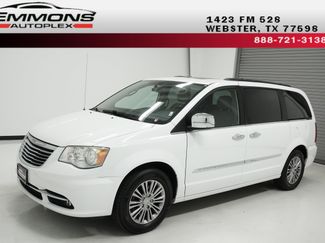 Used 2014 Chrysler Town & Country Touring-L w/ Driver Convenience Group video 1