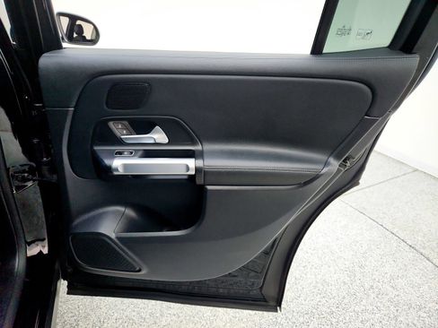 Certified 2023 Mercedes-Benz EQB 300 4MATIC image 25