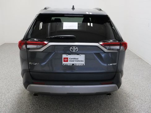 Certified 2022 Toyota RAV4 Limited FWD image 8