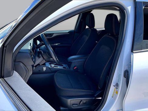 Certified 2023 Ford Escape Active w/ Tech Pack #1 FWD image 7