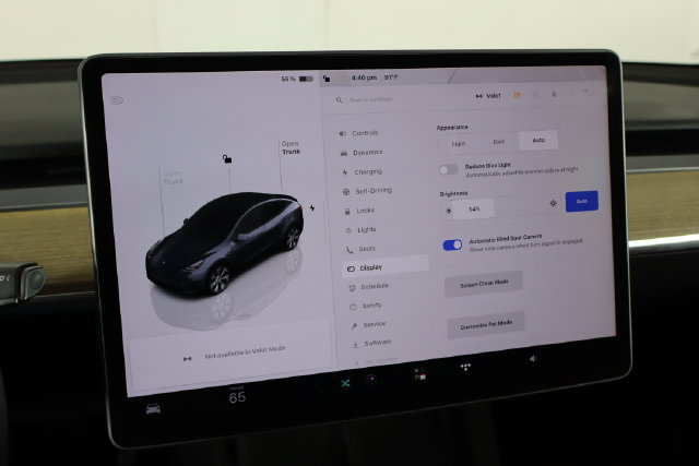 Used 2023 Tesla Model Y 2WD image 31