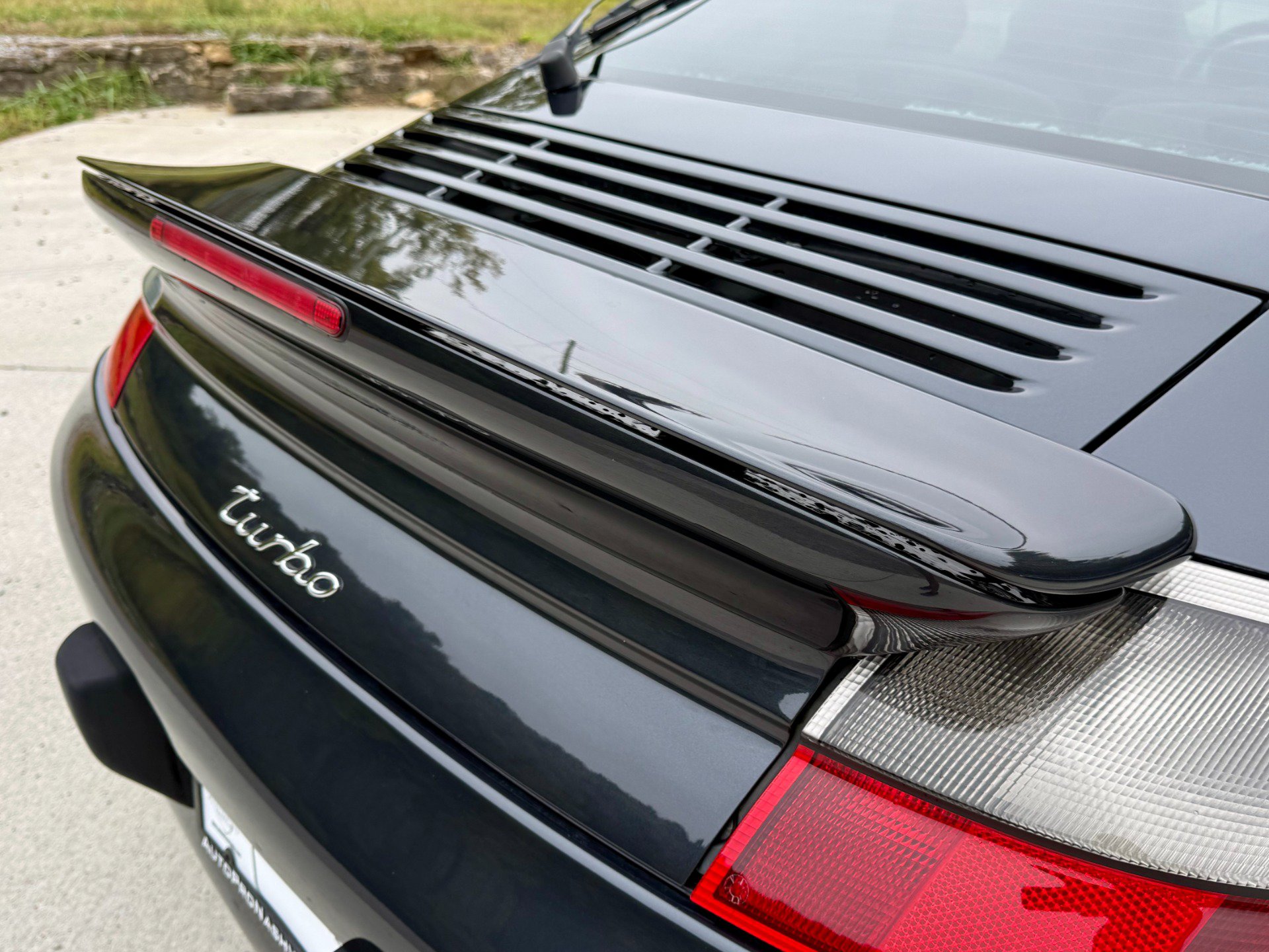 Used 2004 Porsche 911 Turbo AWD/4WD image 14