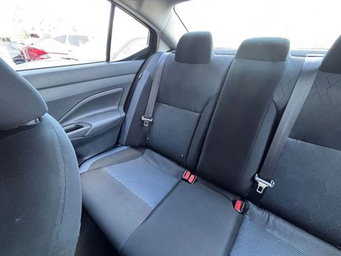 Used 2025 Nissan Versa SV image 37