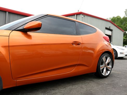 Used 2015 Hyundai Veloster w/ Option Group 03 image 8