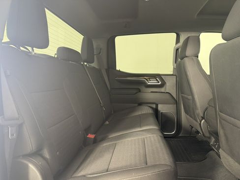Used 2023 GMC Sierra 1500 SLE AWD/4WD image 13