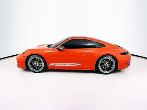 Used 2025 Porsche 911 Carrera T RWD image 9
