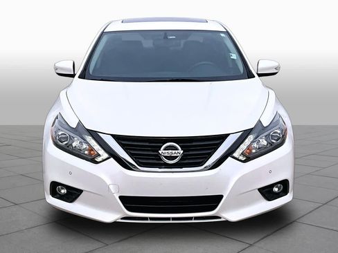 Used 2018 Nissan Altima 3.5 SL FWD image 4