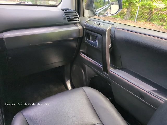 Used 2021 Toyota 4Runner TRD Off-Road Premium w/ Moonroof Package AWD/4WD image 19