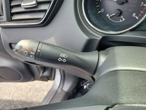 Used 2020 Nissan Rogue Sport S FWD image 25