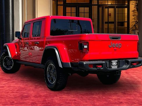 Used 2022 Jeep Gladiator Rubicon w/ LED Lighting Group AWD/4WD image 11