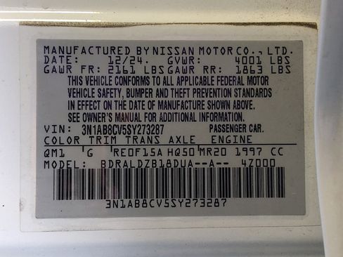 Used 2025 Nissan Sentra SV FWD image 33