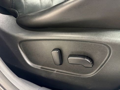 Used 2015 Nissan Rogue SL image 14