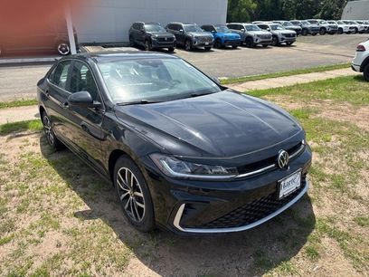 New 2025 Volkswagen Jetta SE