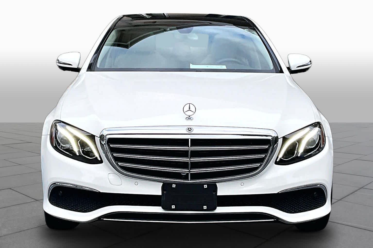 Used 2019 Mercedes-Benz E 300 4MATIC image 3
