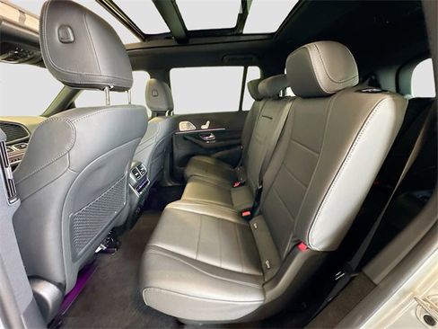 Certified 2025 Mercedes-Benz GLS 450 4MATIC image 26