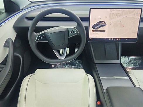 Used 2025 Tesla Model 3 Performance image 36