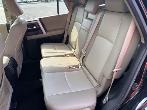 Used 2022 Toyota 4Runner SR5 Premium AWD/4WD image 9