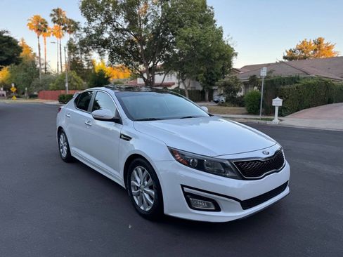 Used 2015 Kia Optima EX w/ EX Premium Package image 4