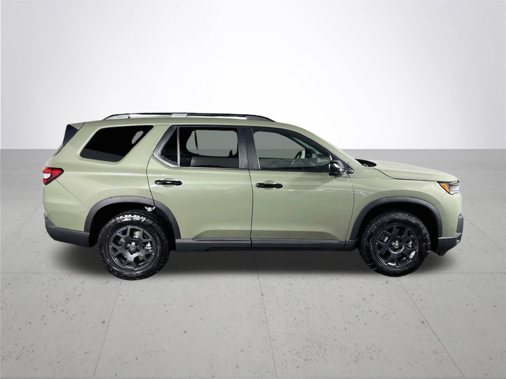 New 2026 Honda Pilot TrailSport image 5