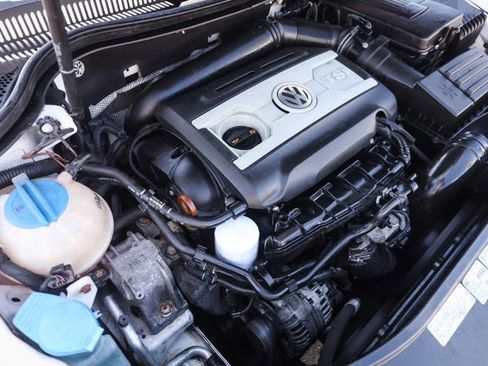 Used 2013 Volkswagen CC Sport FWD image 52