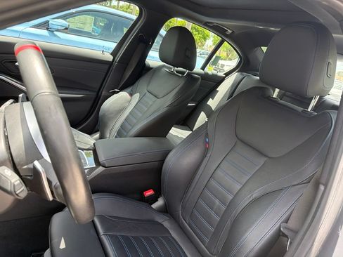 Used 2025 BMW M340i w/ Premium Package RWD image 3