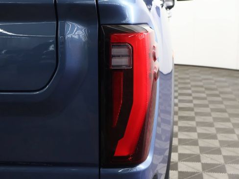 Used 2024 GMC Sierra 2500 Denali Ultimate AWD/4WD image 22