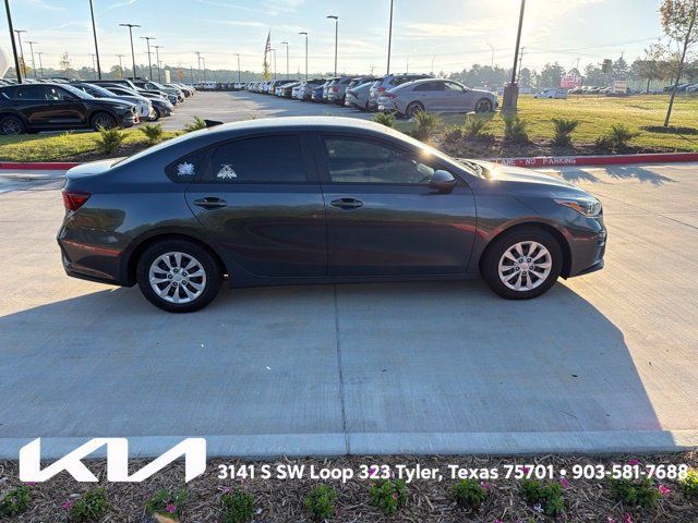 Used 2020 Kia Forte Sedan FWD image 11