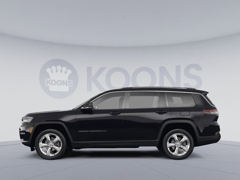Used 2022 Jeep Grand Cherokee L Limited image 2