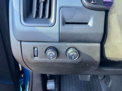 Used 2022 Chevrolet Colorado Z71 w/ Safety Package image 41