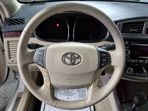 Used 2011 Toyota Avalon image 11