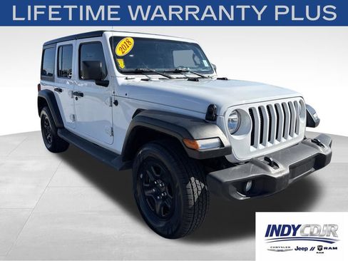 Used 2018 Jeep Wrangler Unlimited Sport AWD/4WD image 3