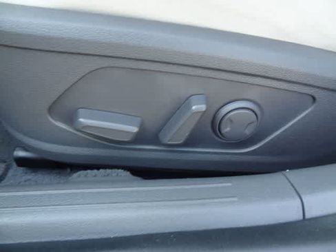 Used 2025 Hyundai Sonata SEL FWD image 7