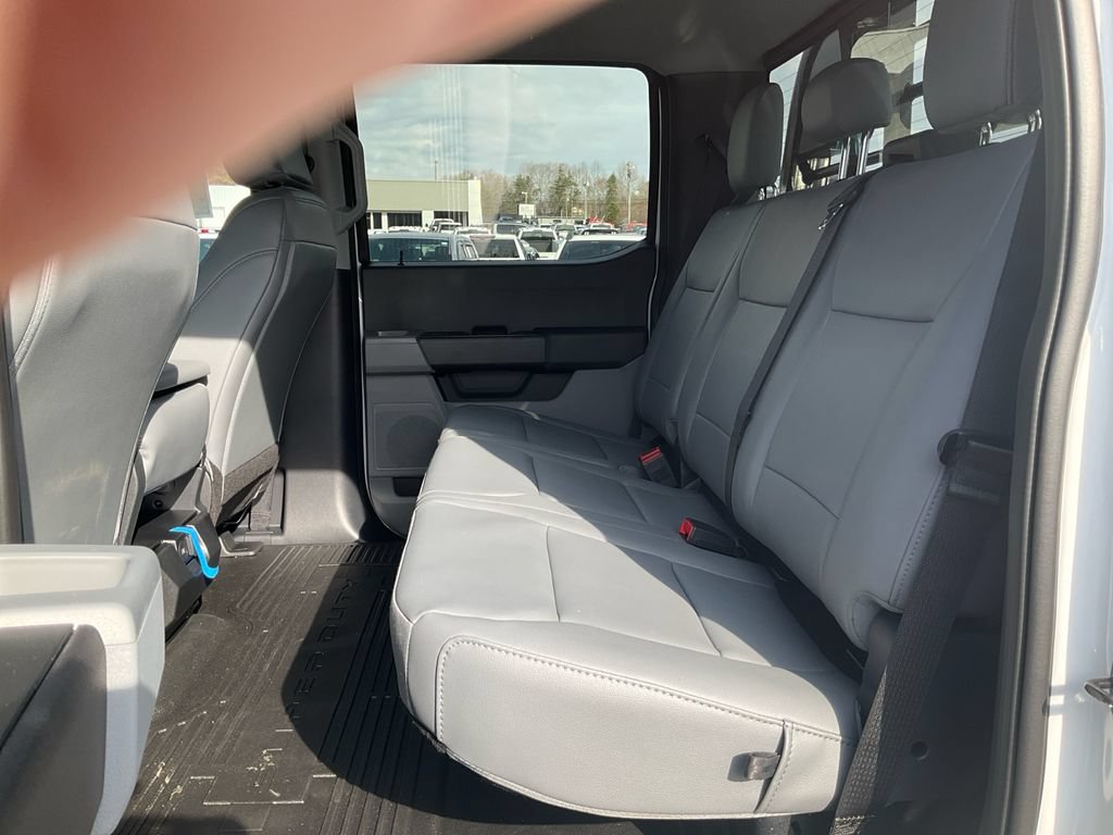 New 2026 Ford F350 XL w/ XL Chrome Package AWD/4WD image 14