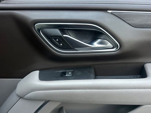 Used 2023 GMC Yukon SLT image 21