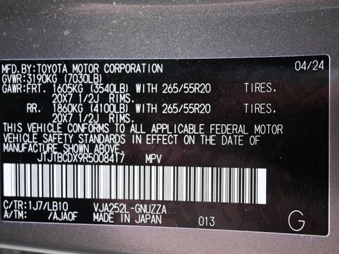 Used 2024 Lexus GX 550 w/ Accessory Package (Z1) AWD/4WD image 18