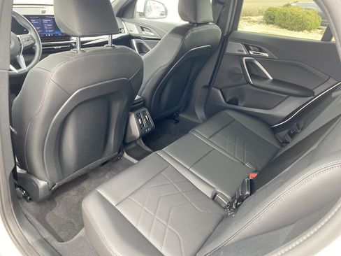 Used 2025 BMW X2 xDrive28i w/ Premium Package image 18