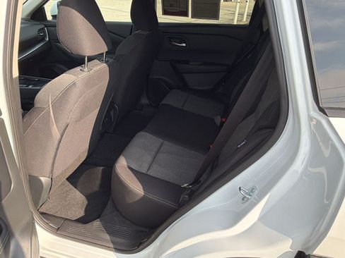 Used 2026 Nissan Rogue SV FWD image 24