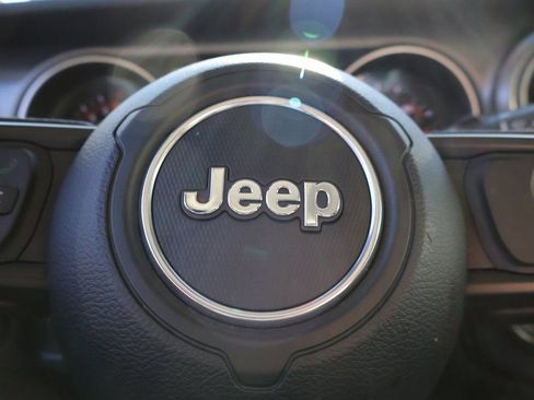 Used 2021 Jeep Wrangler Unlimited Sport image 26