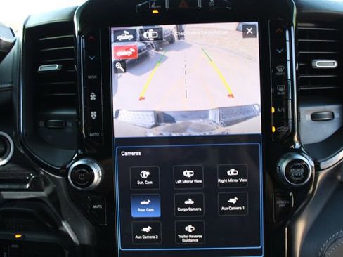 Used 2022 RAM 3500 Limited AWD/4WD image 29