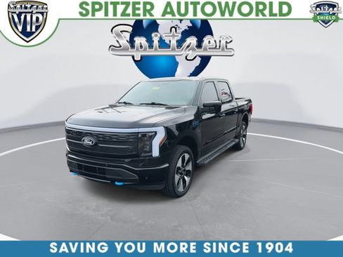 Used 2025 Ford F150 Lightning Platinum AWD/4WD image 4