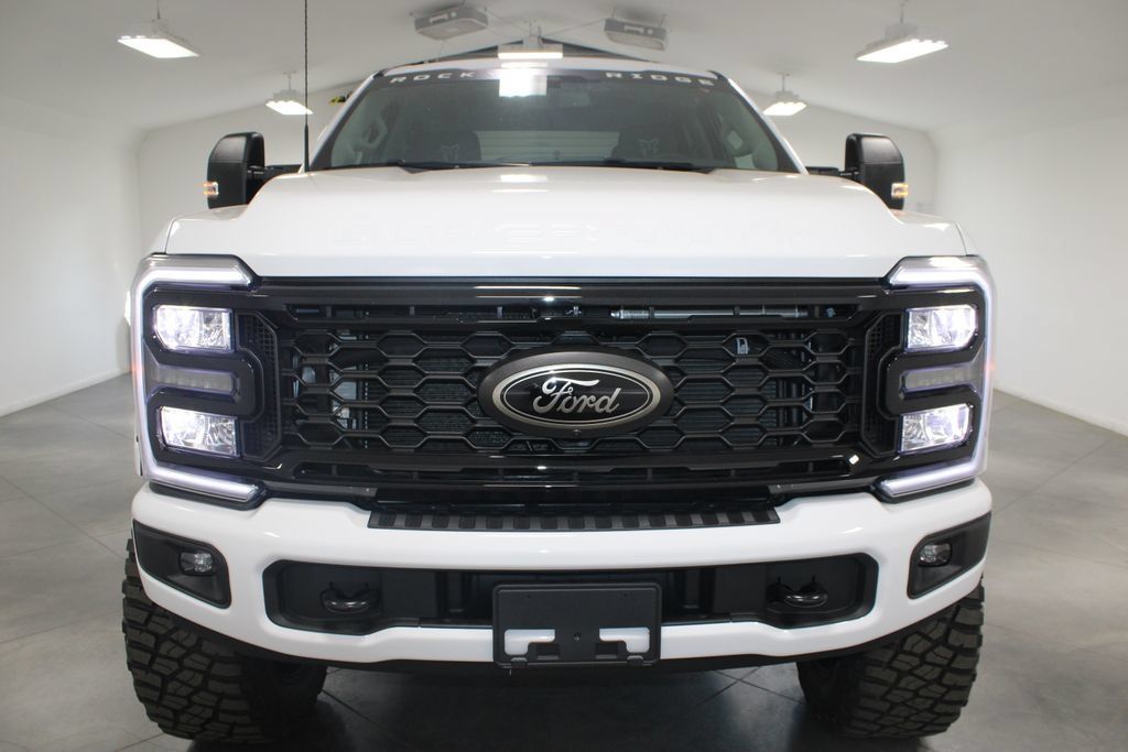 New 2026 Ford F250 XLT w/ XLT Premium Package AWD/4WD image 2