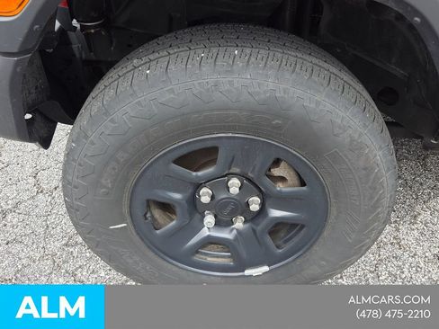 Used 2024 Jeep Wrangler Unlimited Sport AWD/4WD image 18