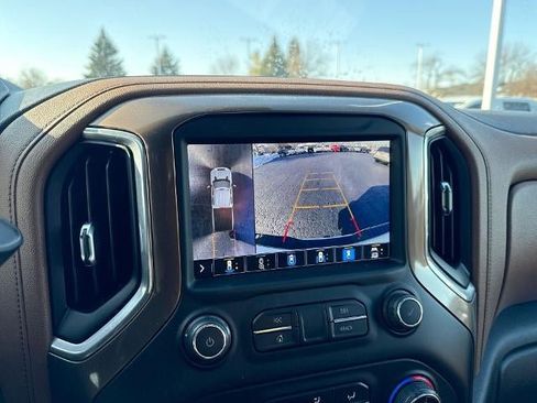 Used 2021 Chevrolet Silverado 2500 High Country w/ Z71 Off-Road Package image 15